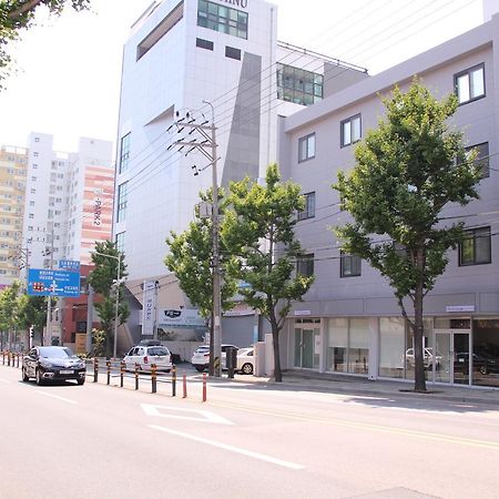 Wood House Hotel Busan Eksteriør billede